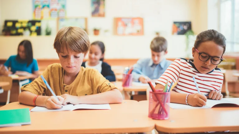 Expert-Led Writing Courses