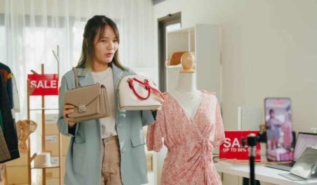 Smart Shopping in the World of Fashion Dupes